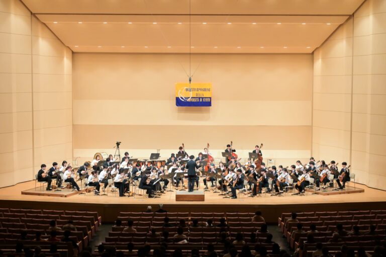 京都大学マンドリンオーケストラ　第64回定期演奏会