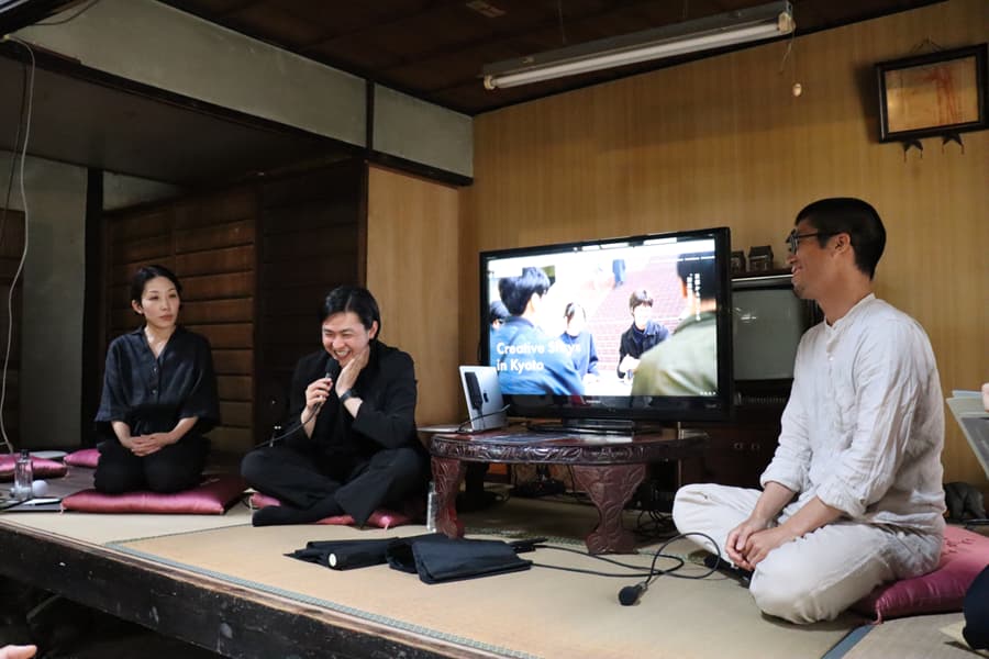 茶の湯と舞台、記憶と場所、音階と楽譜… 異なりの「おりあわさり」から紡がれるメソッド<br>Sound Aroundクリエイションメンバー座談会