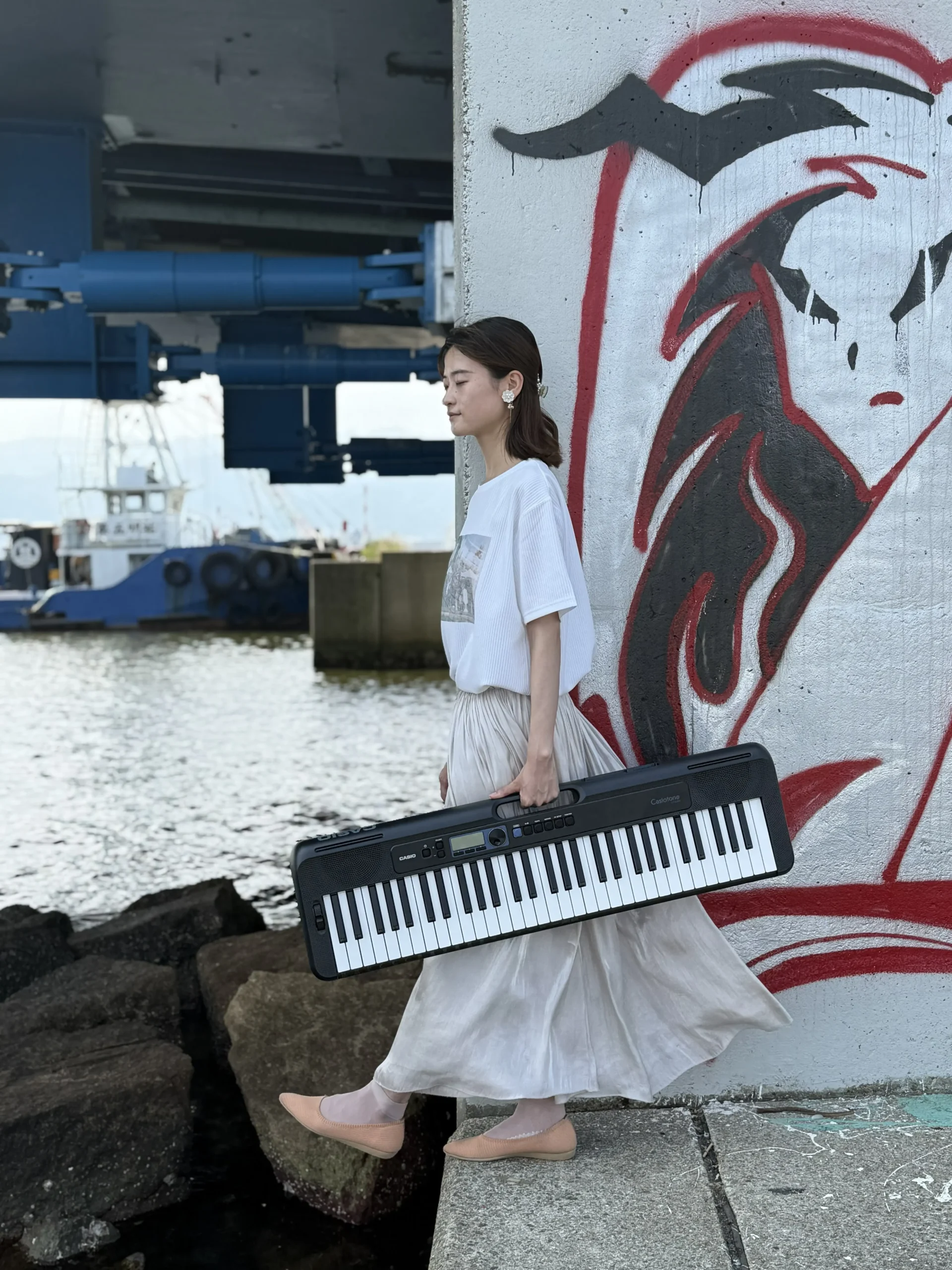 <strong><small>くとふてん</small><br>「あの日に置き忘れてきた大切な気持ち。とりに帰りませんか？」</strong>