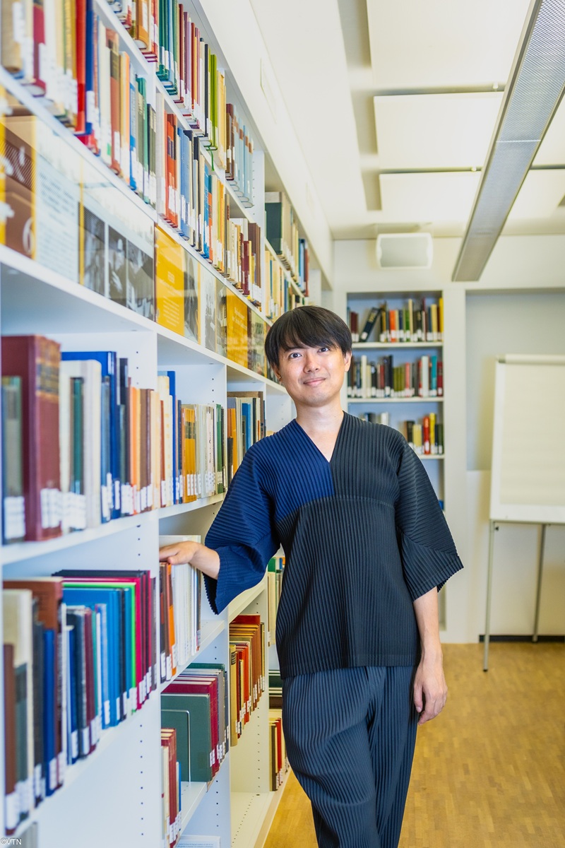 菅沼起一（リコーダー奏者・音楽学者）