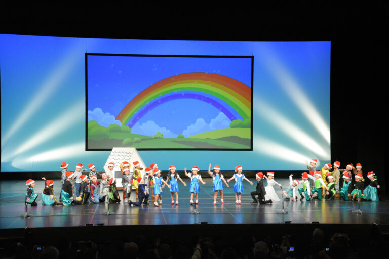 マリアンインターナショナルスクール　クリスマス発表会