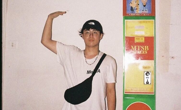 川村智基インタビュー　スケッチの声から広がる、快活で「ごちゃごちゃ」した喜び