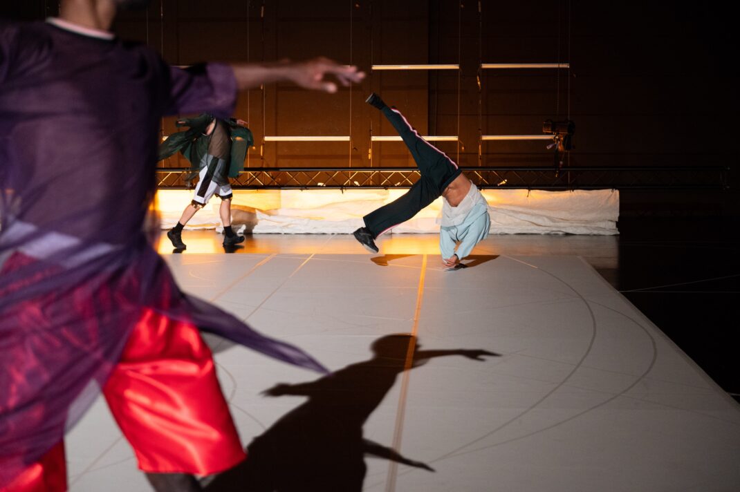 アンヌ・テレサ・ドゥ・ケースマイケル、ラドワン・ムリジガ／ローザス、アトラファイブ和声と創意の試み/ Il Cimento dell’Armonia e dell’Inventione