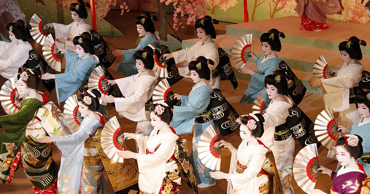 八花絢爛 （はっかけんらん）～東京、金沢、博多から京に集い、八花街が京で舞う～